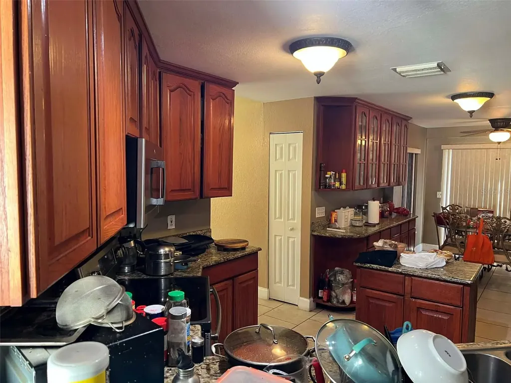123 Sunwood Court Kissimmee FL 34743