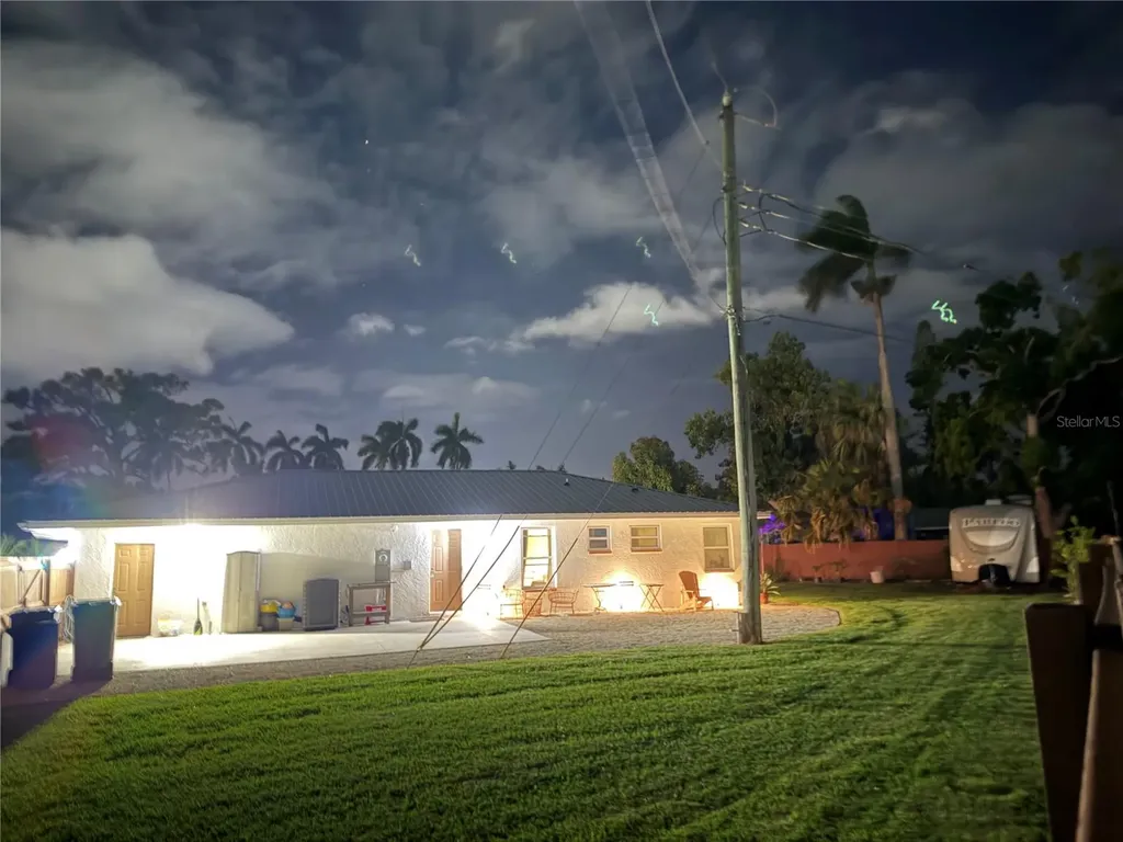 4620 7th Avenue W Bradenton FL 34209