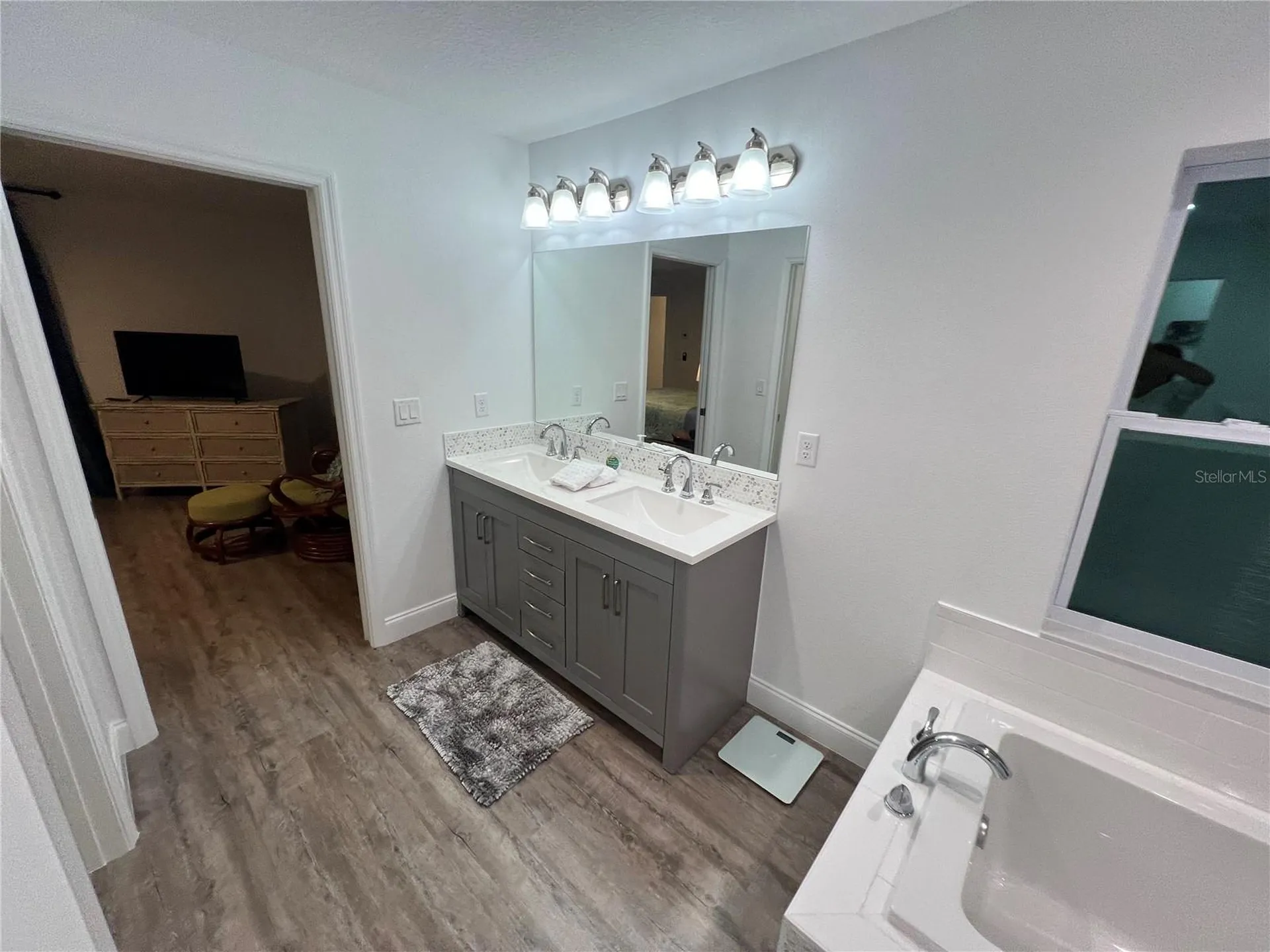 4620 7th Avenue W Bradenton FL 34209