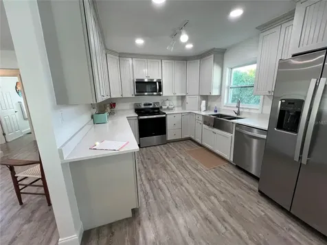 4620 7th Avenue W Bradenton FL 34209