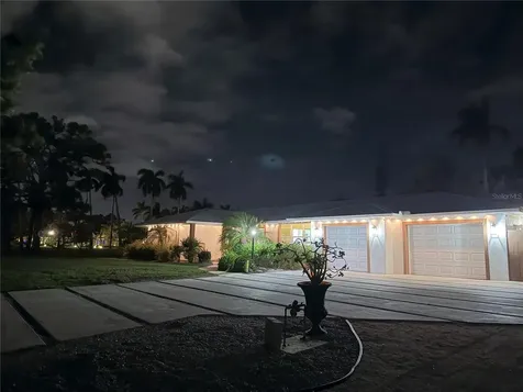 4620 7th Avenue W Bradenton FL 34209