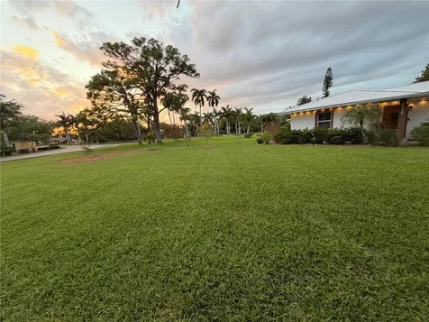 4620 7th Avenue W Bradenton FL 34209