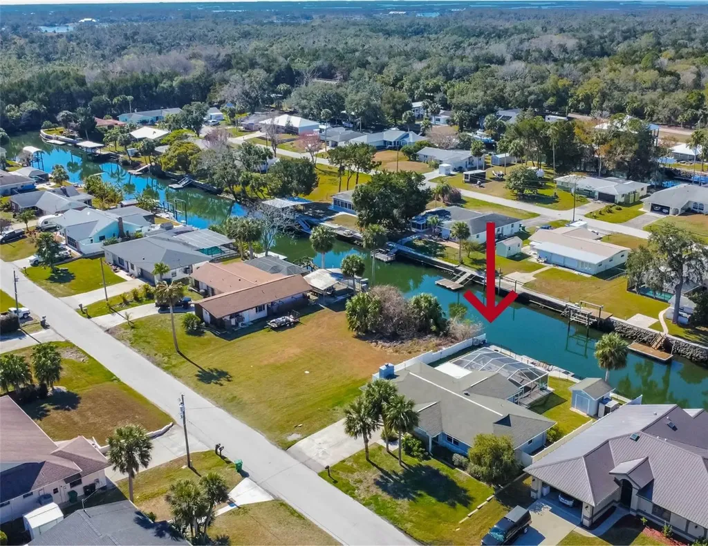 3956 N Timucua Point Crystal River FL 34428