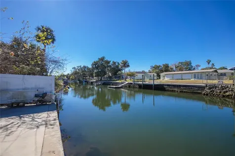 3956 N Timucua Point Crystal River FL 34428