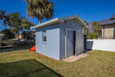 3956 N Timucua Point Crystal River FL 34428