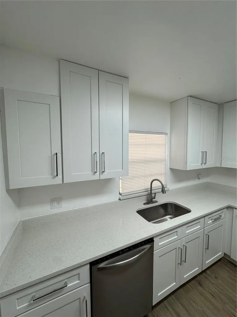 2016 E Clifton Street Tampa FL 33610