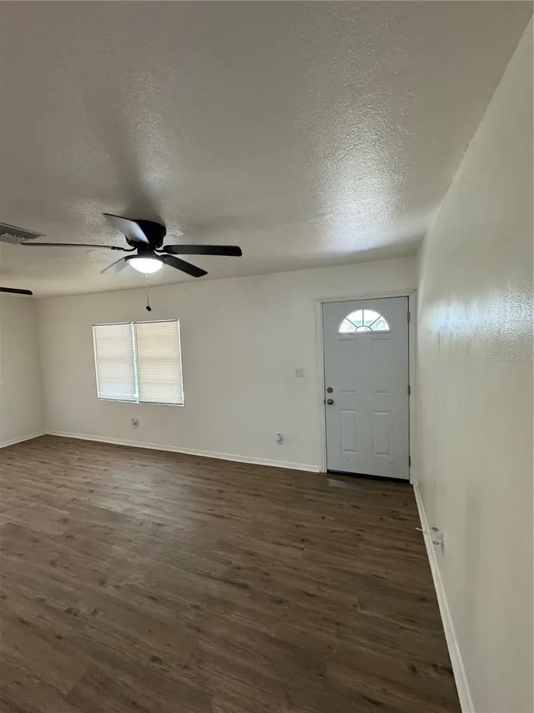 2016 E Clifton Street Tampa FL 33610