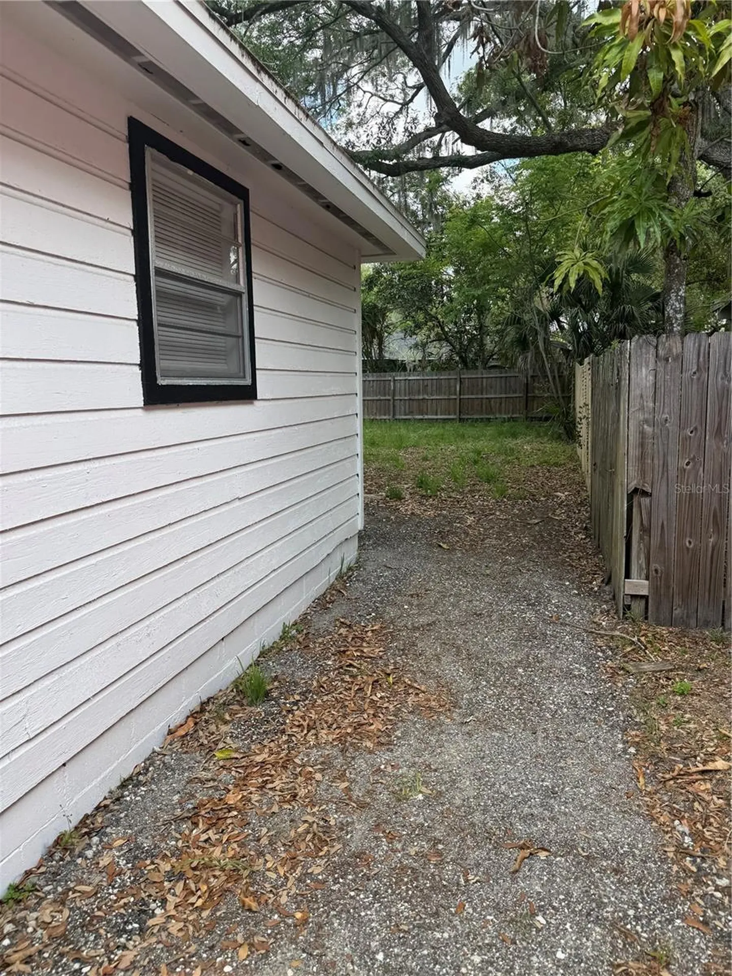2016 E Clifton Street Tampa FL 33610