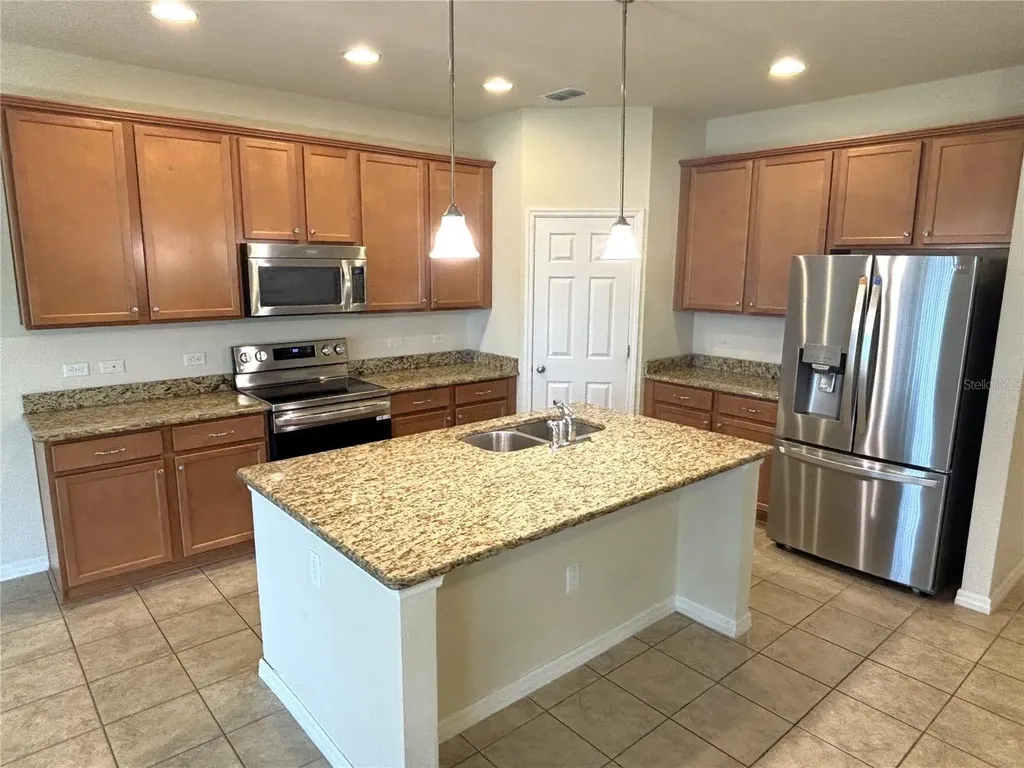 19363 Fallglo Drive Orlando FL 32827
