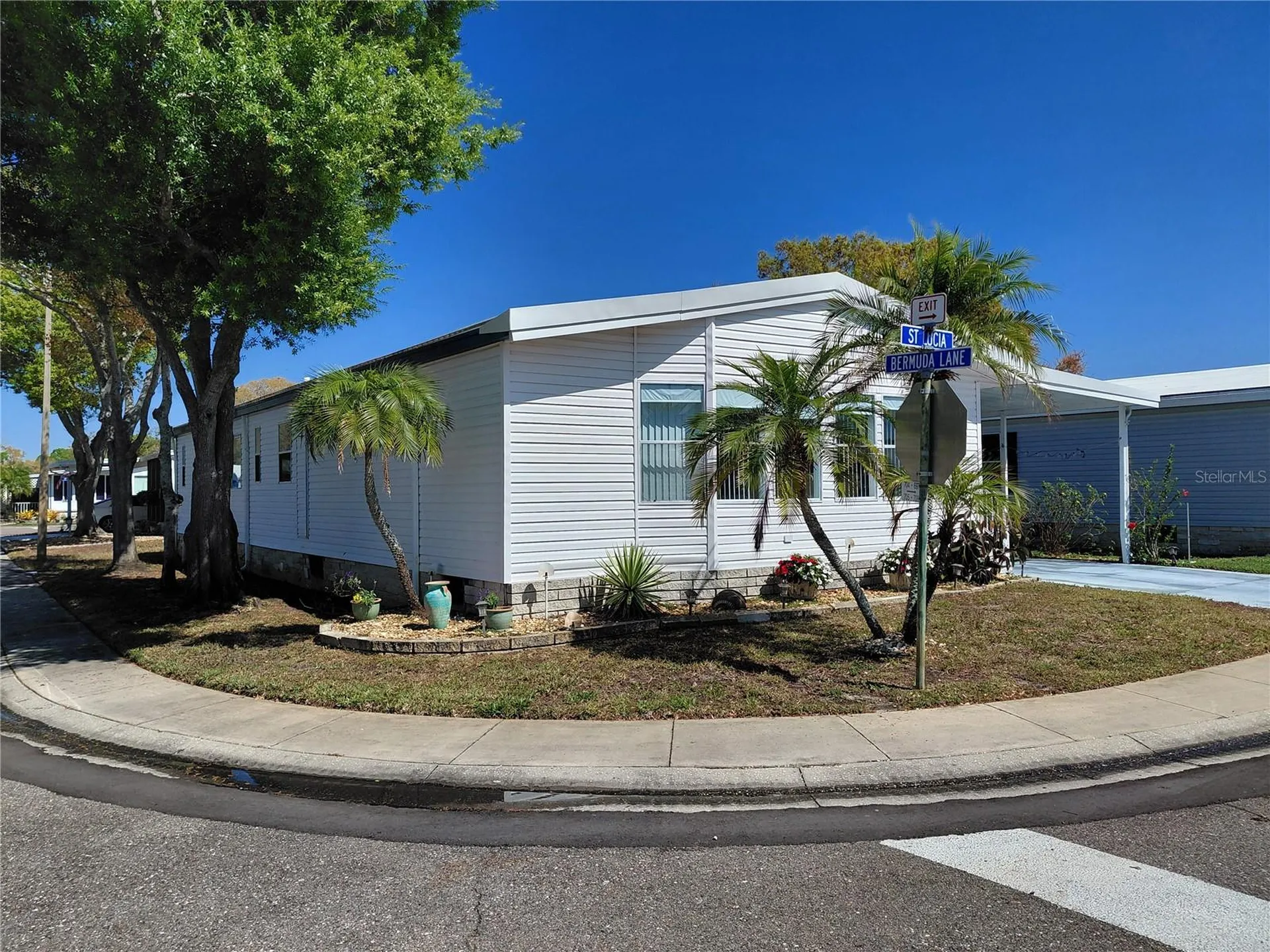 1001 Starkey Road Largo FL 33771