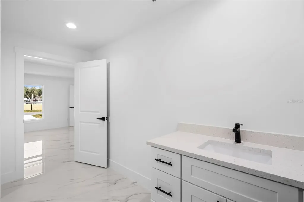 21483 NW 262nd Street Okeechobee FL 34972