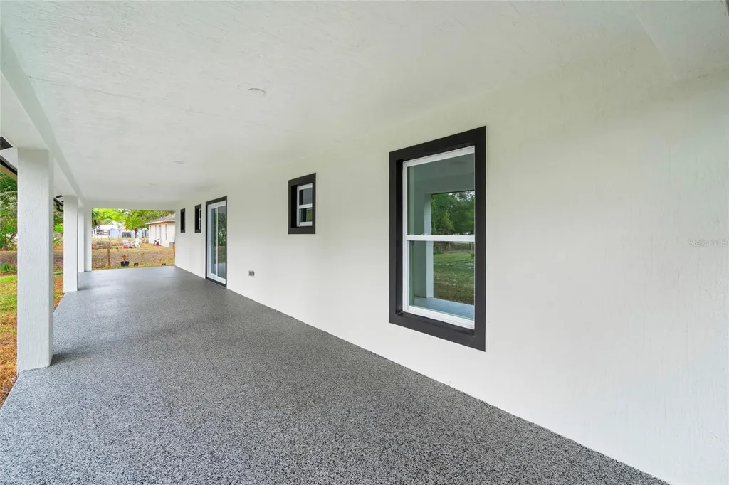 21483 NW 262nd Street Okeechobee FL 34972