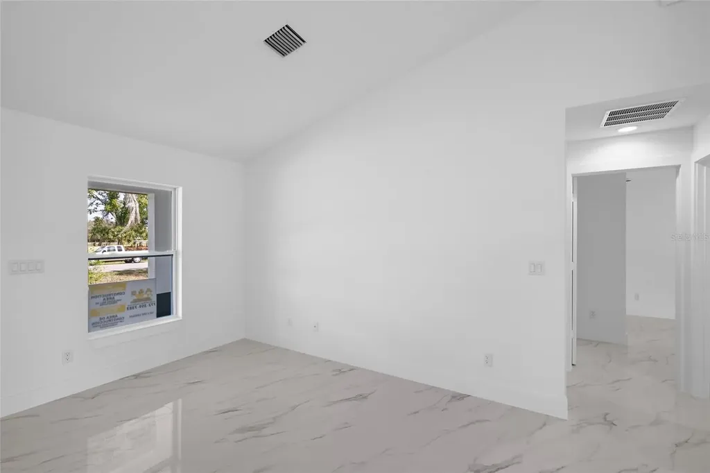 21483 NW 262nd Street Okeechobee FL 34972
