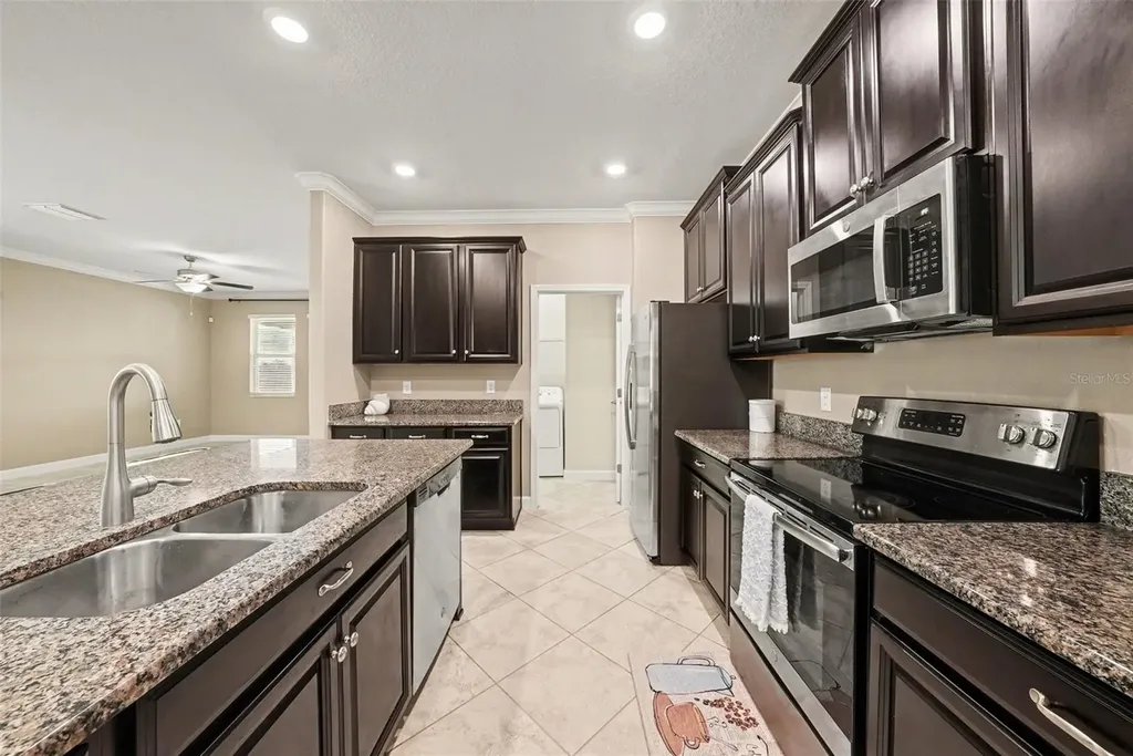 10641 Bahama Woodstar Court Riverview FL 33579