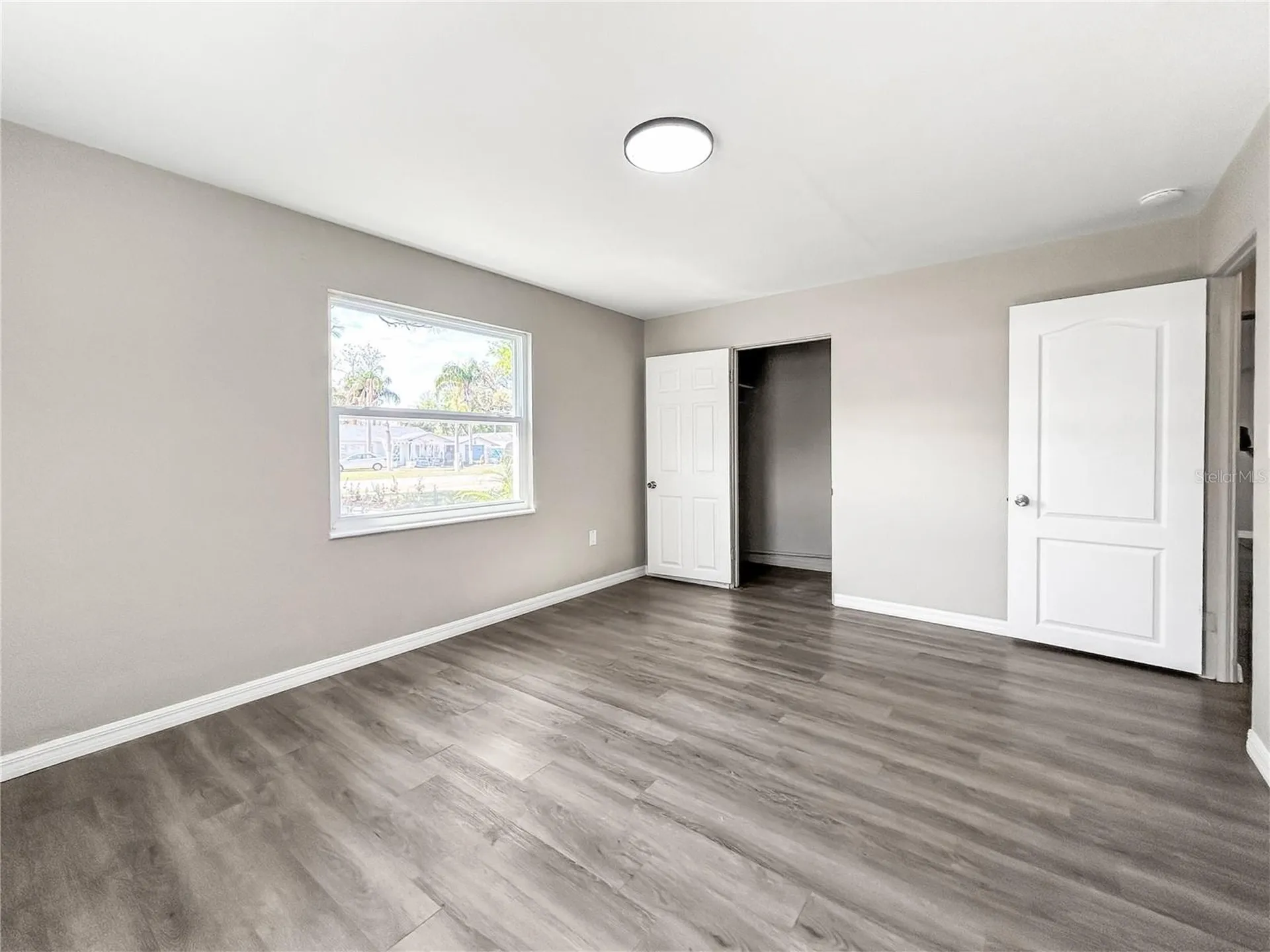 25 E Charlotte Avenue Eustis FL 32726