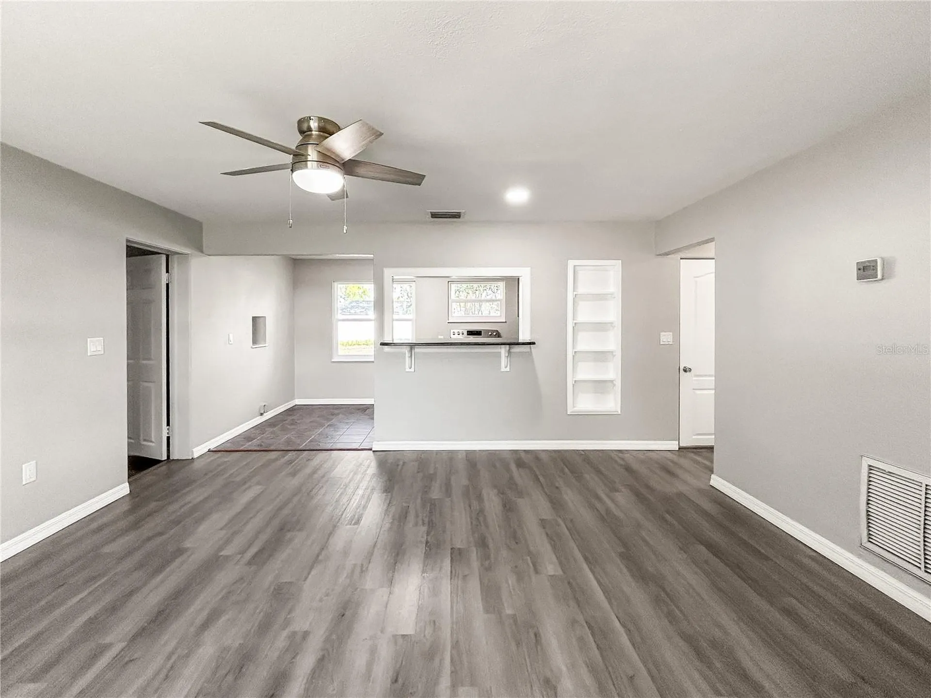25 E Charlotte Avenue Eustis FL 32726