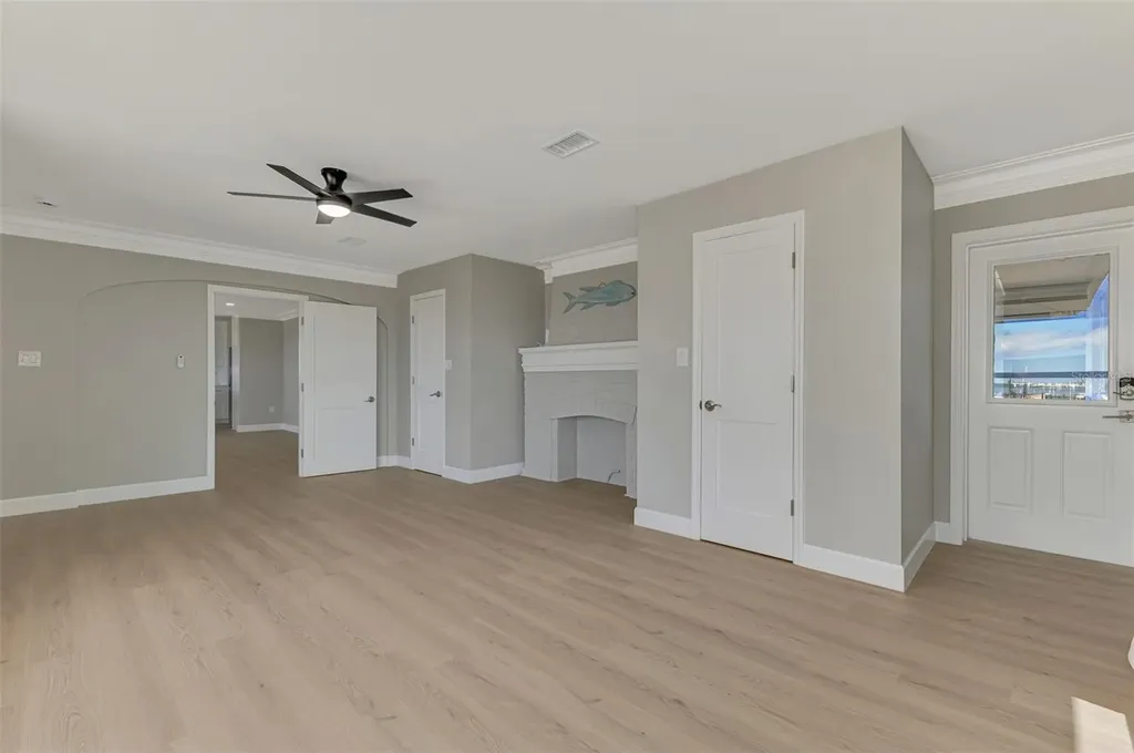 1822 Riverside Drive E Bradenton FL 34208