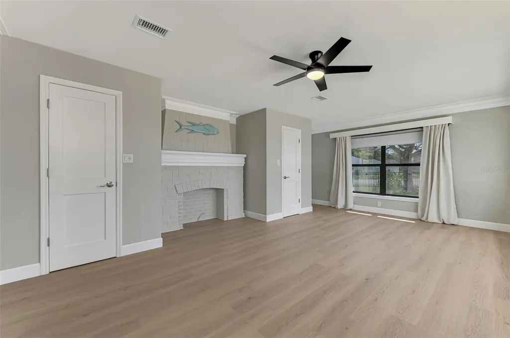1822 Riverside Drive E Bradenton FL 34208