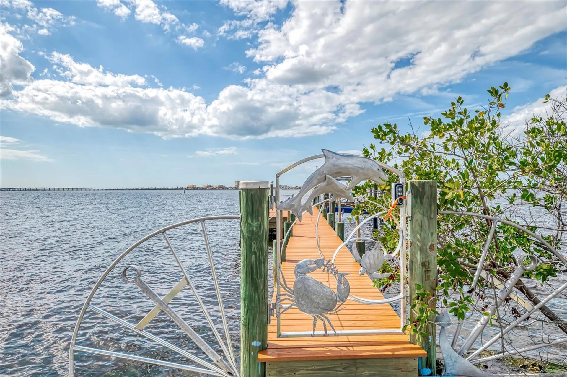 1822 Riverside Drive E Bradenton FL 34208