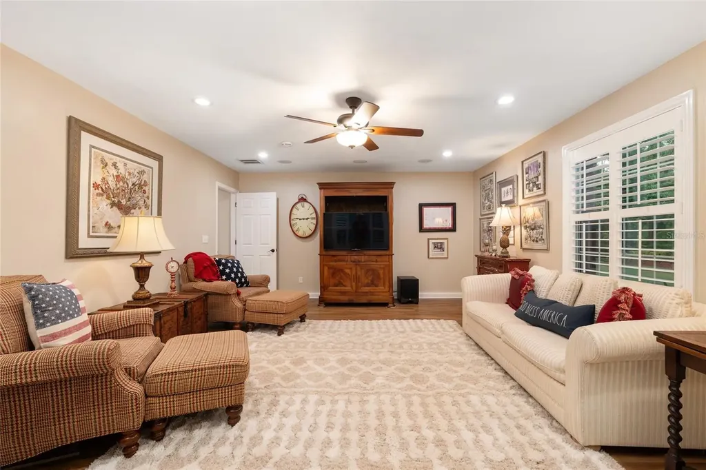 2512 NW 58th Boulevard Gainesville FL 32606