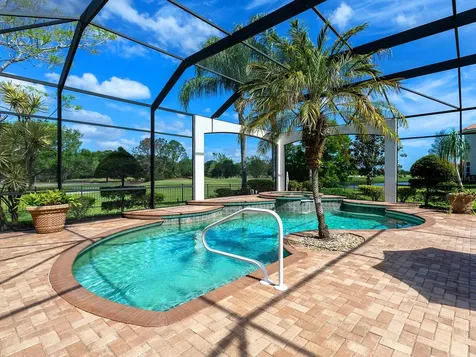 7003 Portmarnock Place Lakewood Ranch FL 34202