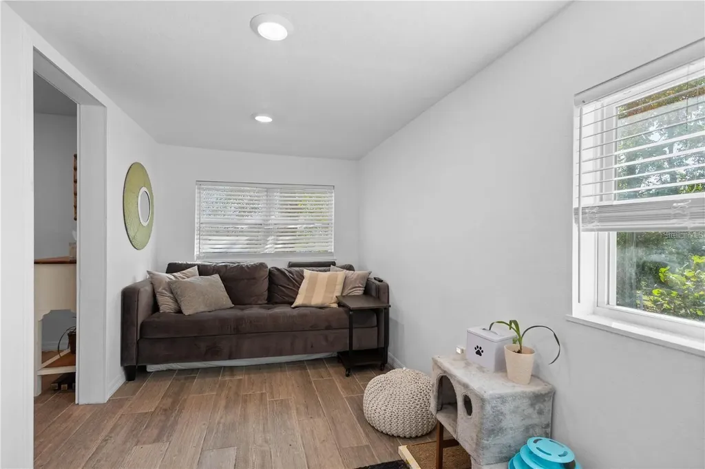 2915 Lynnhurst Street Sarasota FL 34239