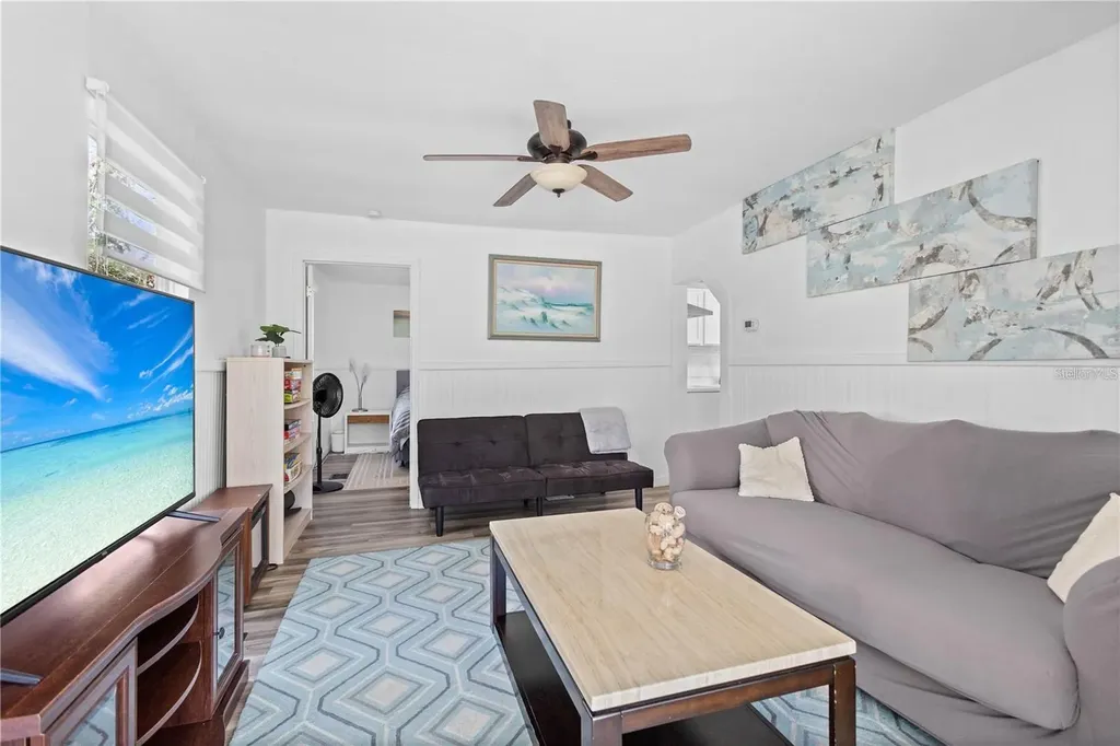 2915 Lynnhurst Street Sarasota FL 34239