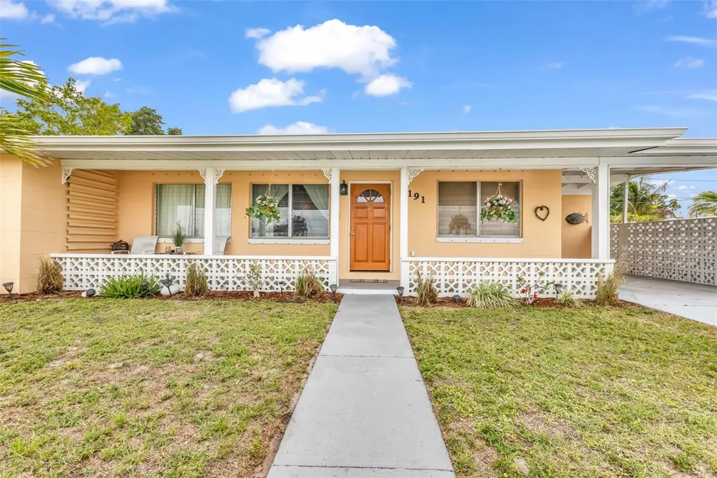 3191 Easy Street Port Charlotte FL 33952