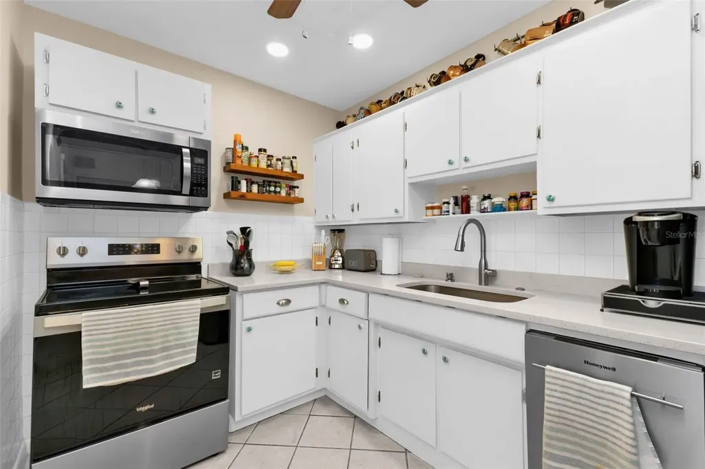 3191 Easy Street Port Charlotte FL 33952