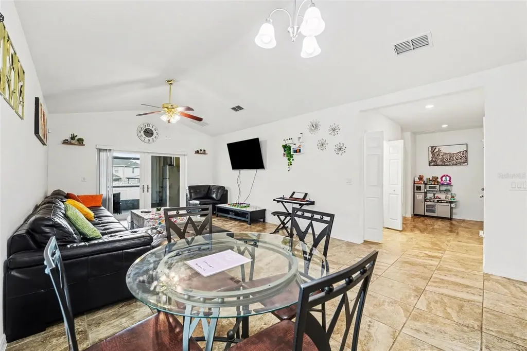 815 Montgomery Way Davenport FL 33897