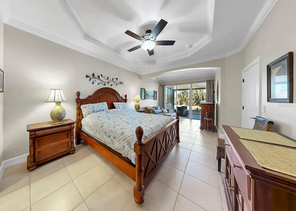 15748 Phoebe Park Avenue Lithia FL 33547