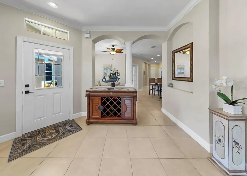 15748 Phoebe Park Avenue Lithia FL 33547