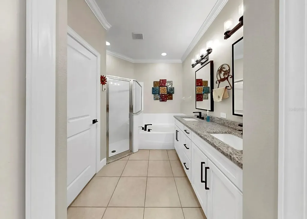 15748 Phoebe Park Avenue Lithia FL 33547