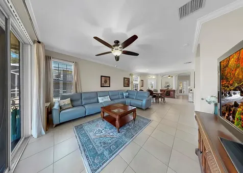 15748 Phoebe Park Avenue Lithia FL 33547
