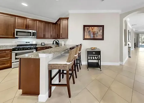 15748 Phoebe Park Avenue Lithia FL 33547
