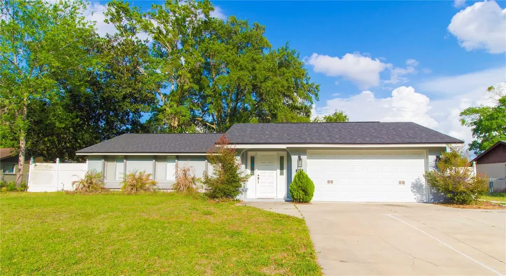 2335 Woodside Way Kissimmee FL 34744