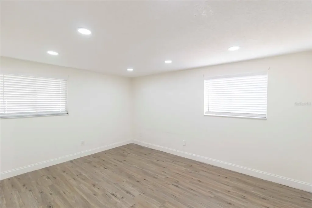 2335 Woodside Way Kissimmee FL 34744