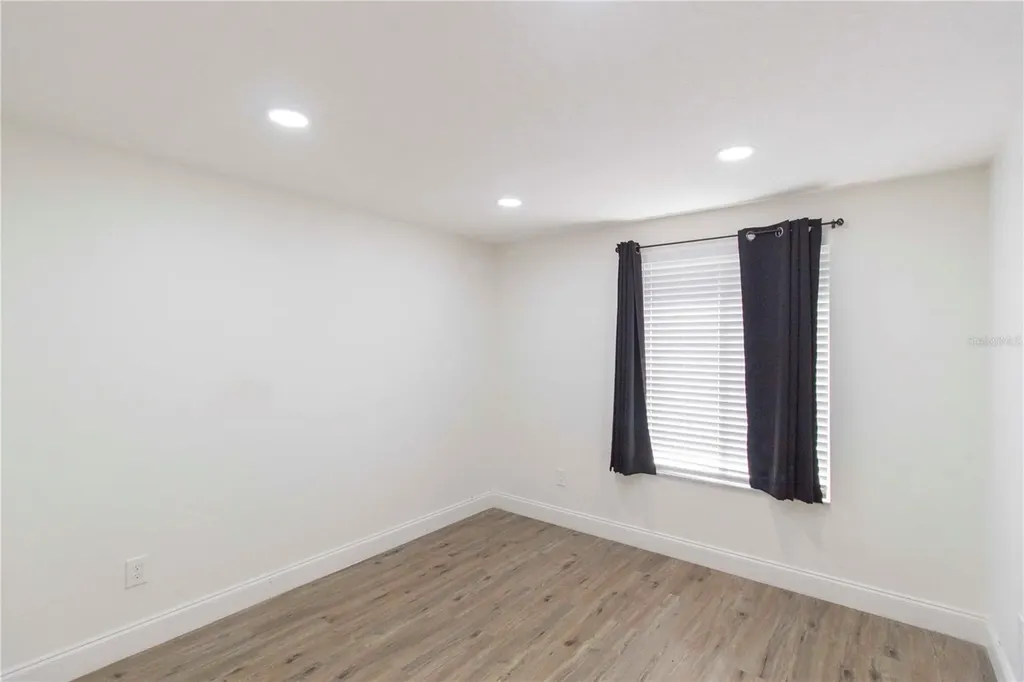 2335 Woodside Way Kissimmee FL 34744