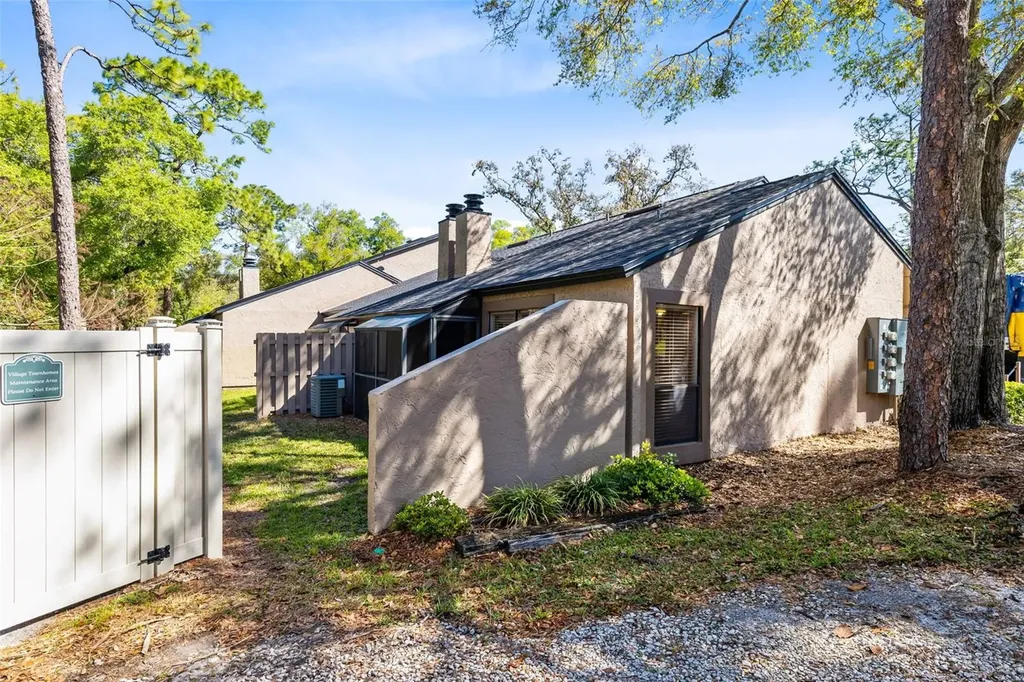 940 Douglas Avenue Altamonte Springs FL 32714