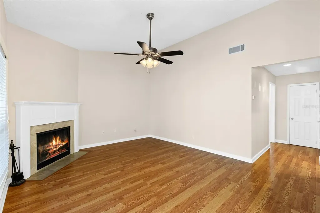 940 Douglas Avenue Altamonte Springs FL 32714