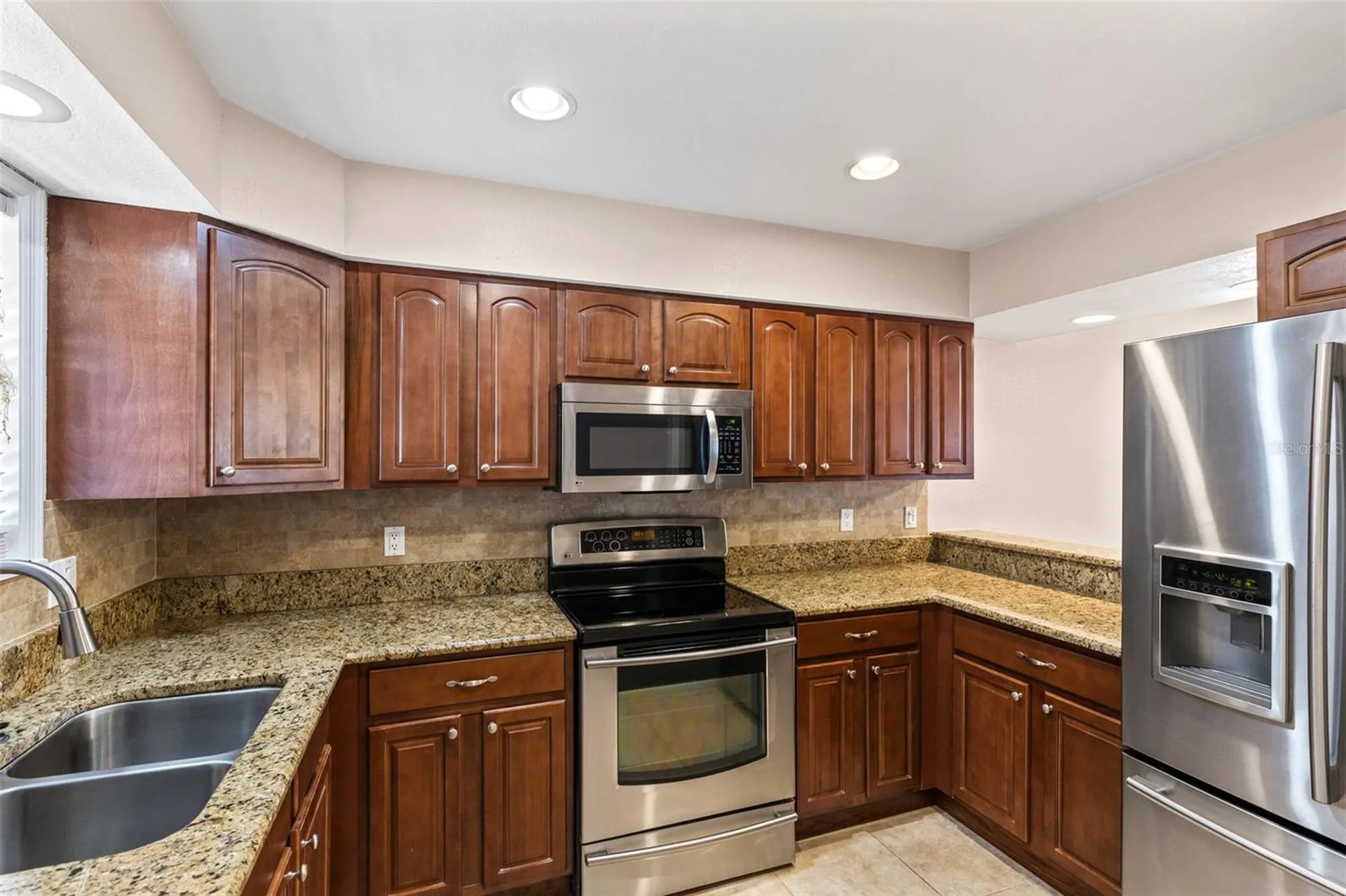 940 Douglas Avenue Altamonte Springs FL 32714