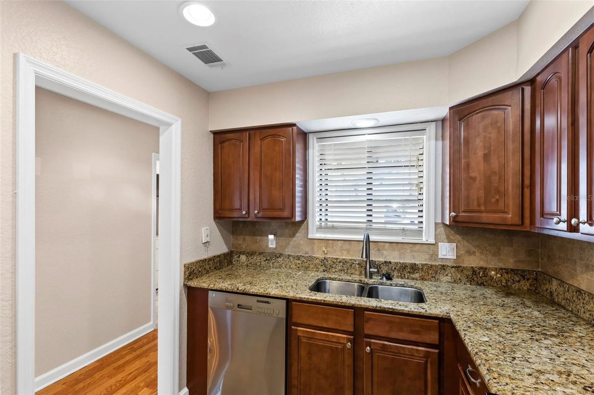 940 Douglas Avenue Altamonte Springs FL 32714