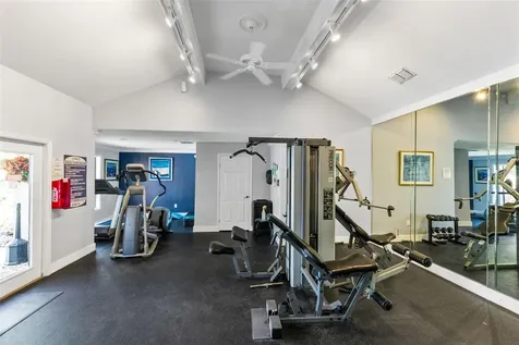 940 Douglas Avenue Altamonte Springs FL 32714