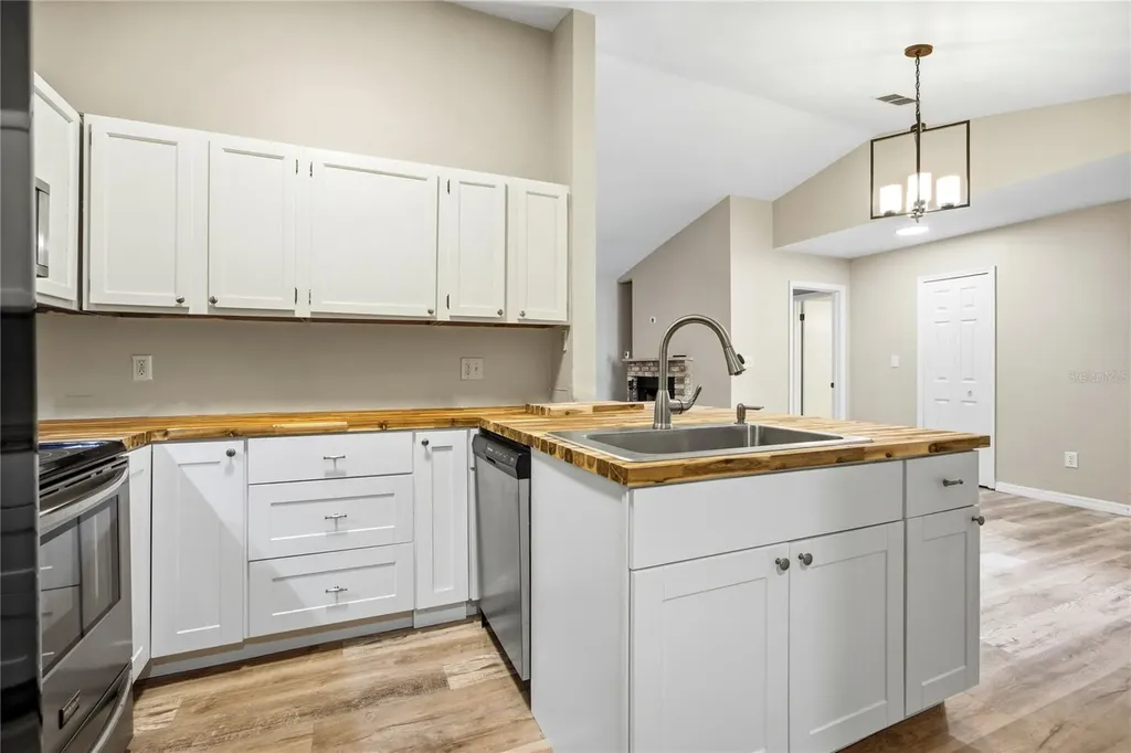 4019 NW 17th Terrace Gainesville FL 32605