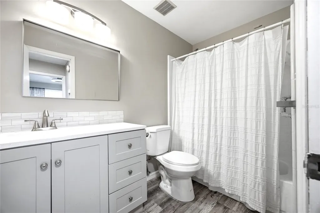 4019 NW 17th Terrace Gainesville FL 32605