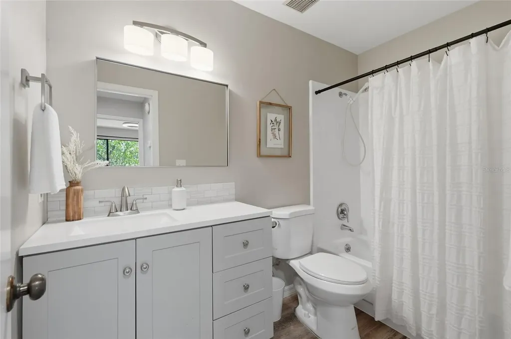 4019 NW 17th Terrace Gainesville FL 32605