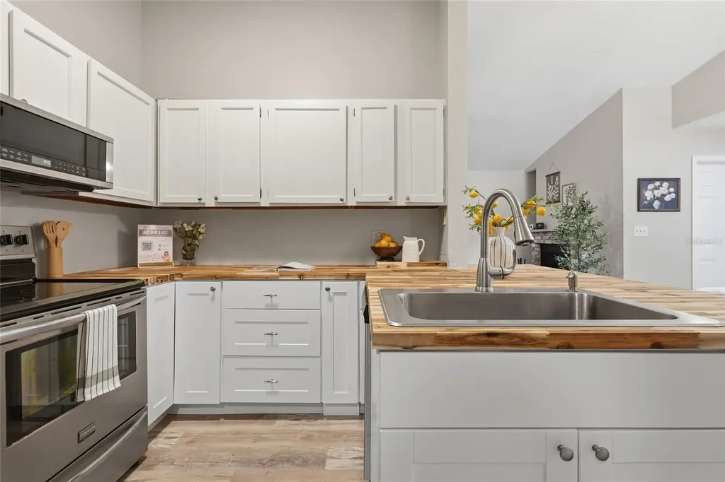 4019 NW 17th Terrace Gainesville FL 32605