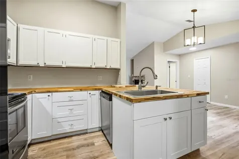 4019 NW 17th Terrace Gainesville FL 32605