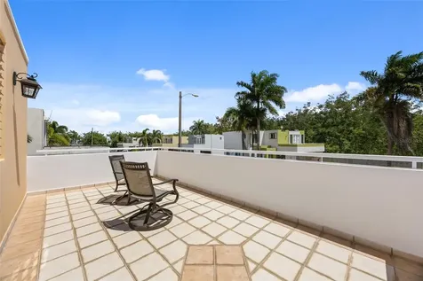 AF-5 Opalo Humacao PR 00791
