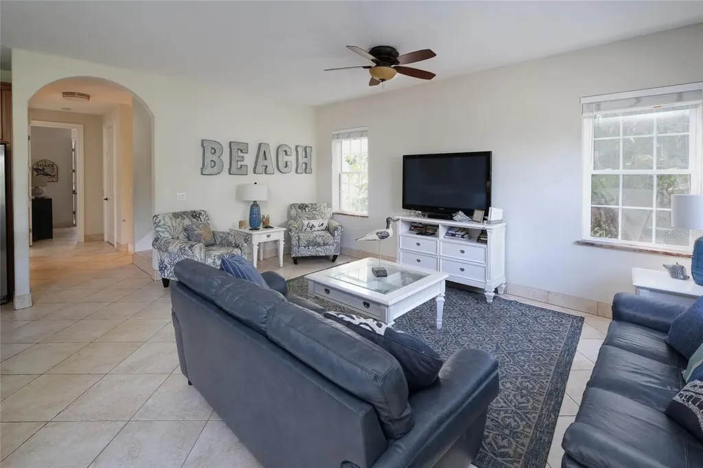 4118 5th Avenue Holmes Beach FL 34217